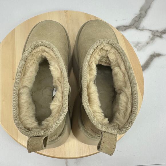 UGG Classic Ultra Mini New Heights Boots Chestnut Womens Size 10 Platform - Picture 10 of 11